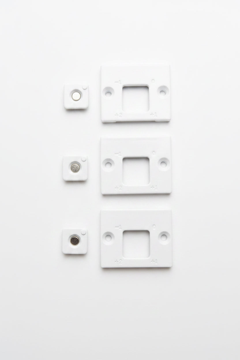44mm Female Hinge Plates and Adjusters - Set of 3 - Steel White