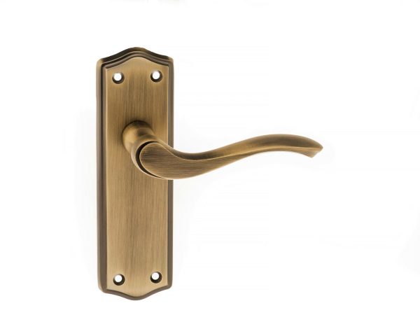 Old English Warwick Latch Lever on Backplate