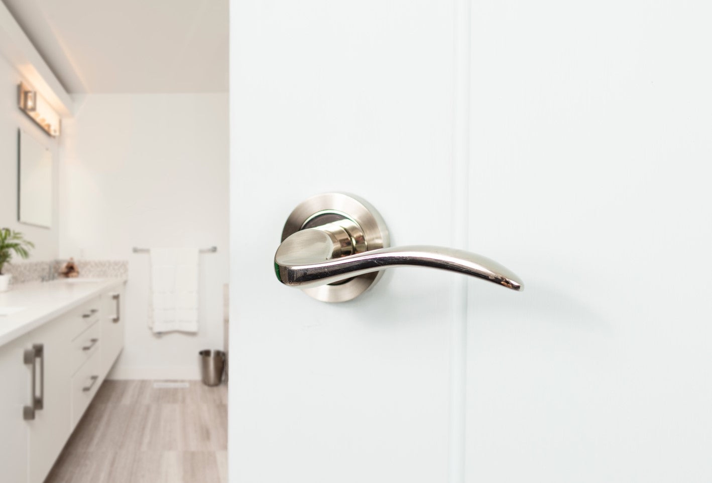 Valencia - Satin Nickel/Polished Nickel