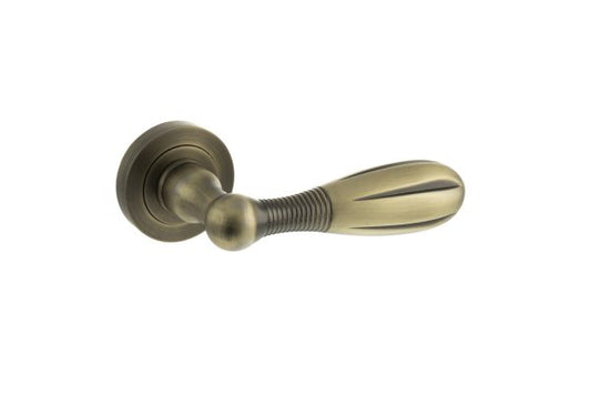 Cambridge - Matt Antique Brass