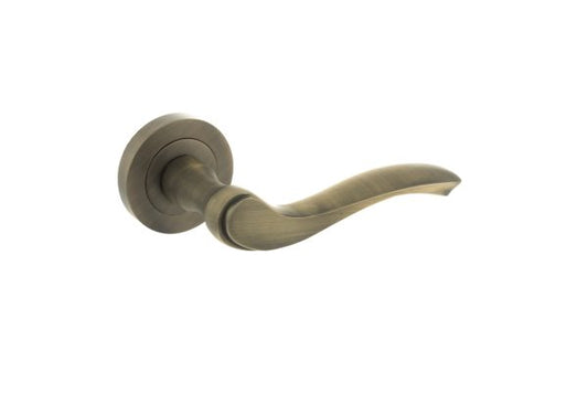 Warwick - Matt Antique Brass